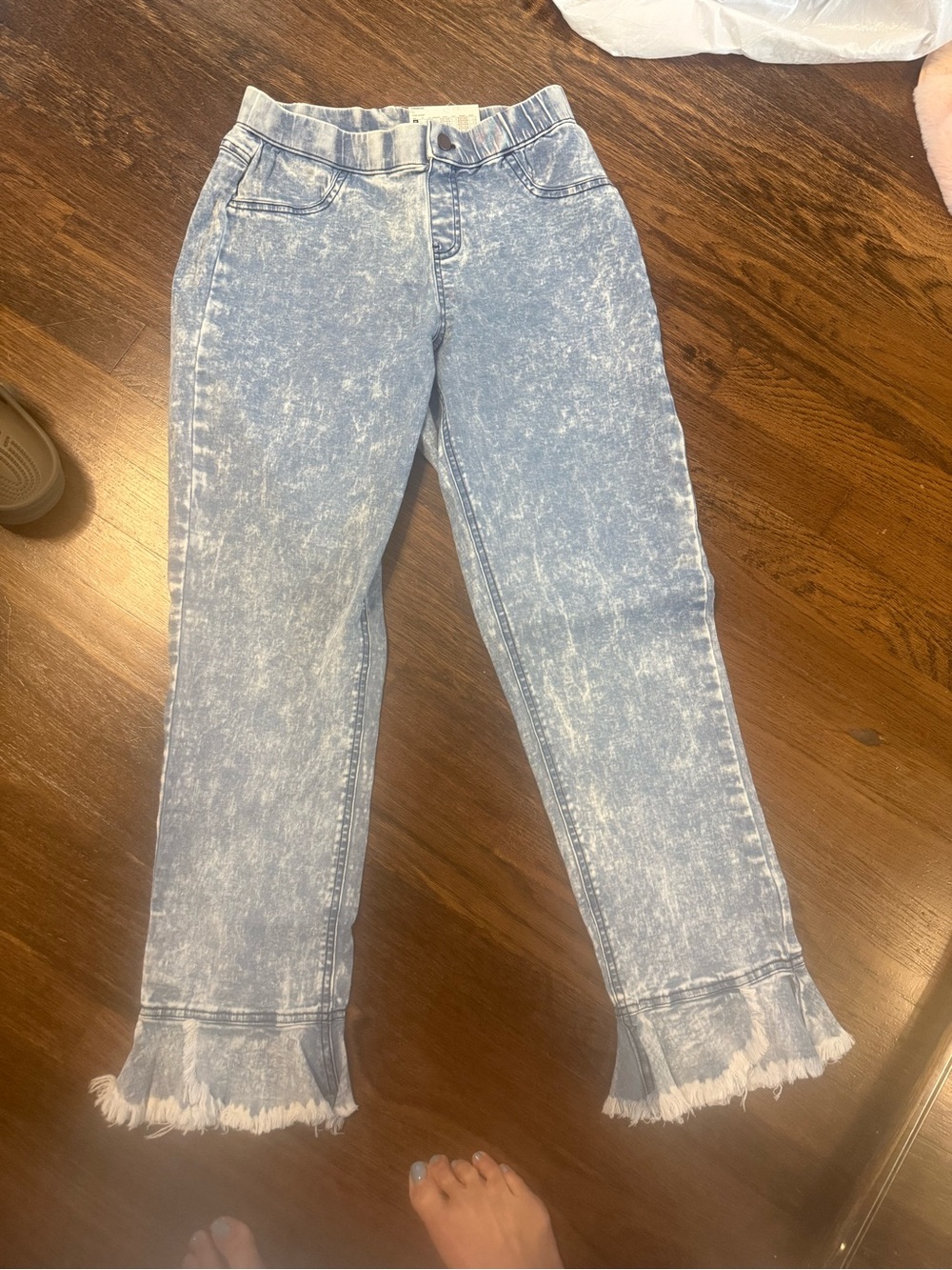 HUE Light Blue Acid Wash Fringe-Hem Jeggings